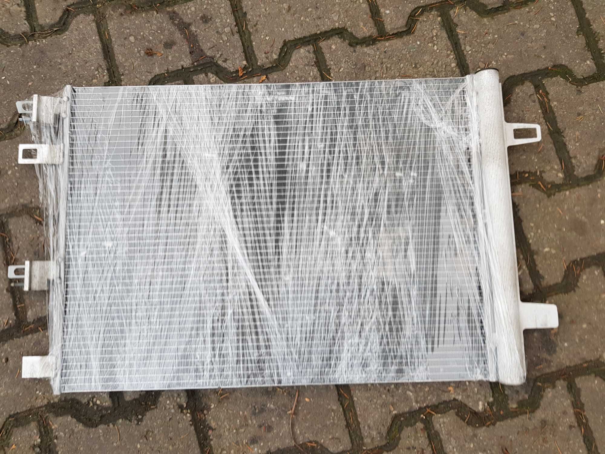 Chlodnica skraplacz klimatyzacji mercedes B klasse W 247 w 177 w 118
