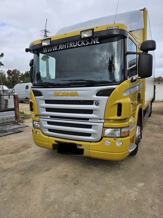Camion Scânia……,