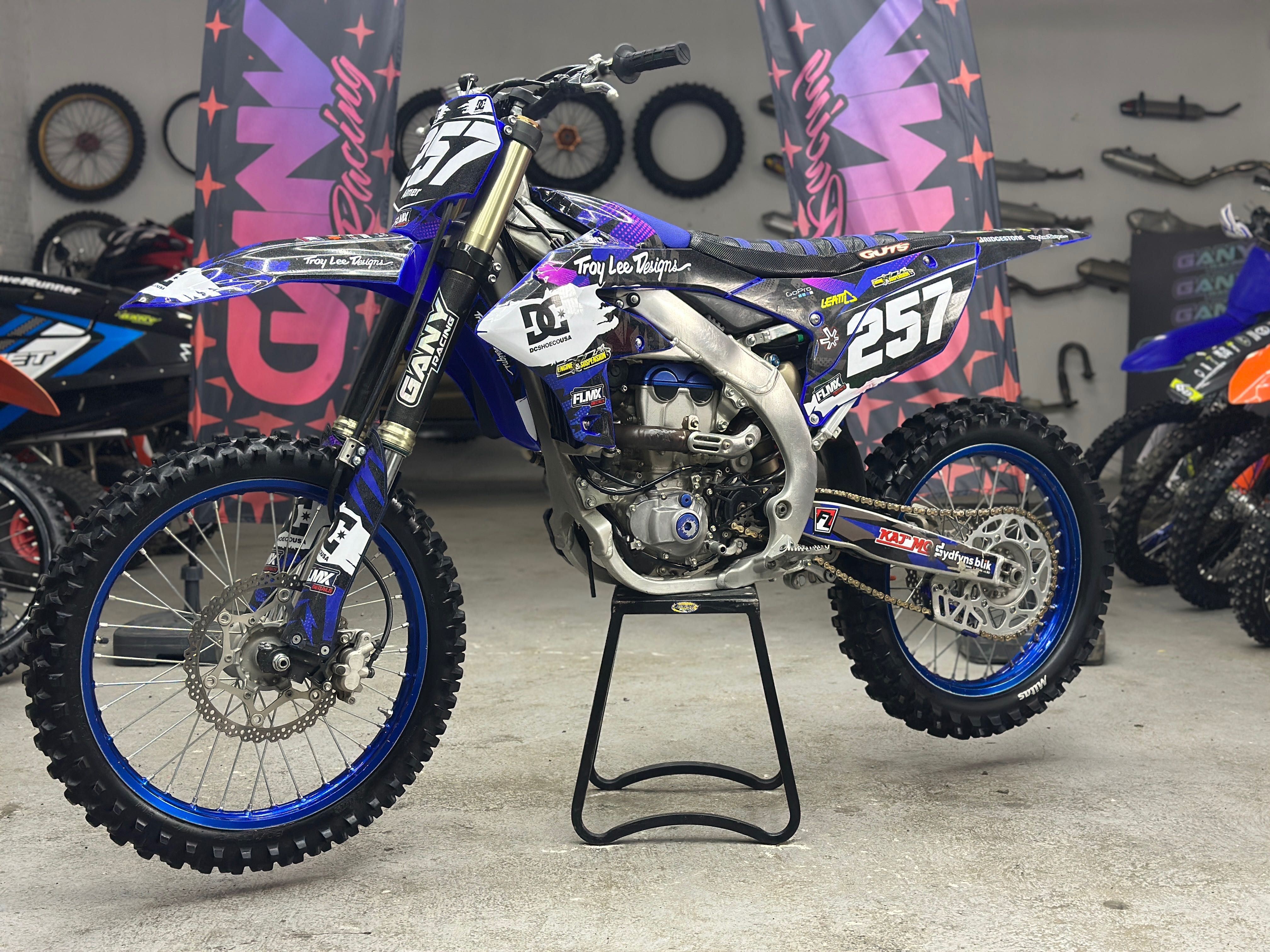 Yamaha YZF 250 cc rok 2024 - 42 mth - TOP
