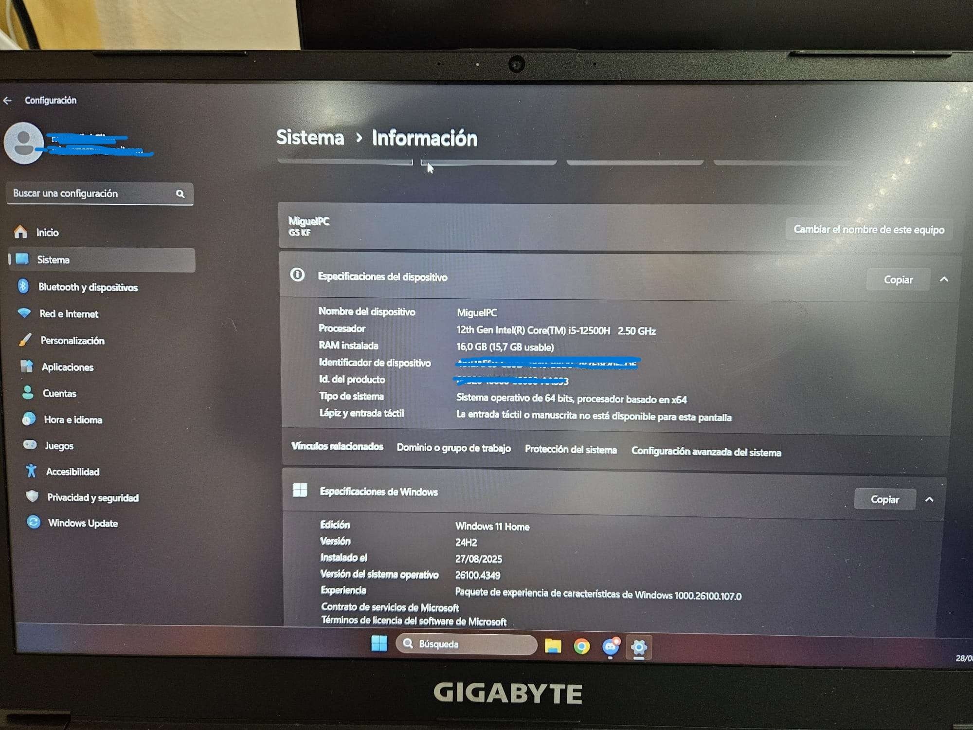 Laptop RTX 4060 Gigabyte