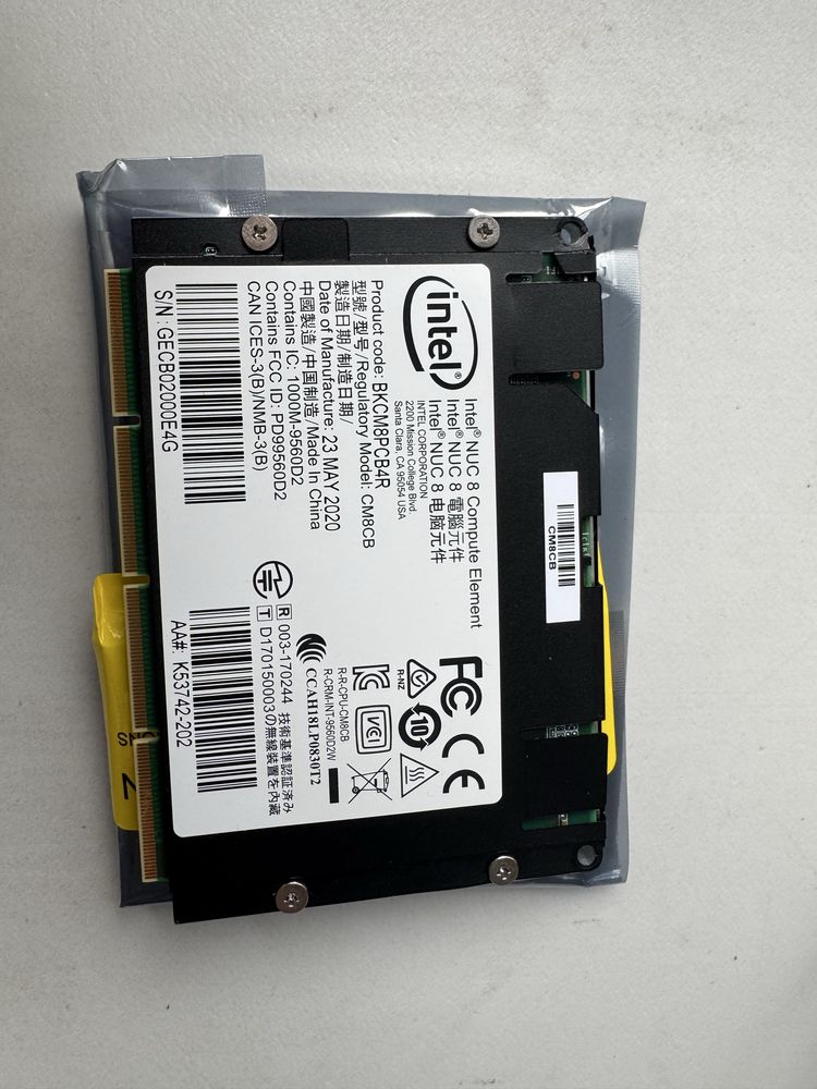 INTEL NUC Compute Element CM11EBI38W Core i3-1115G4 8GB