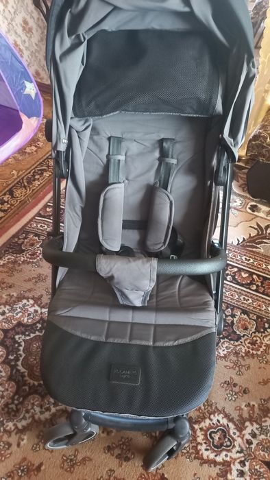 Продам прогулянкову коляску