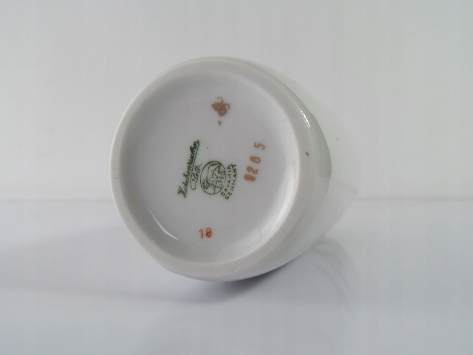 hutschenreuther 1960 piękny wazonik porcelanowy