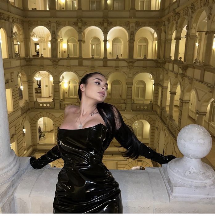 Balykina brand  платье надевала раз