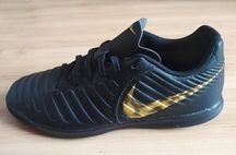 Buty męskie Nike Legend 7 Club IC- rozmiar 42