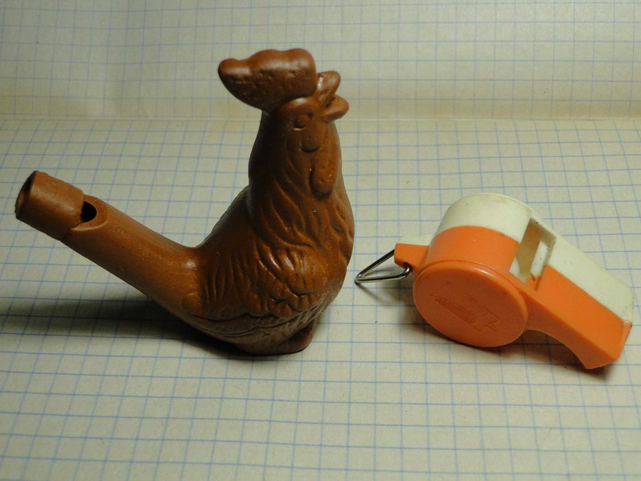 Свисток из глины