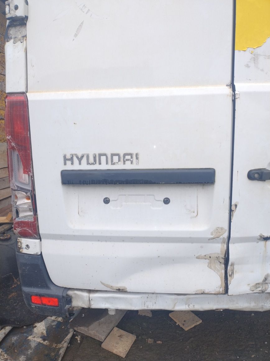 Lewe tylnie drzwi Hyundai h350