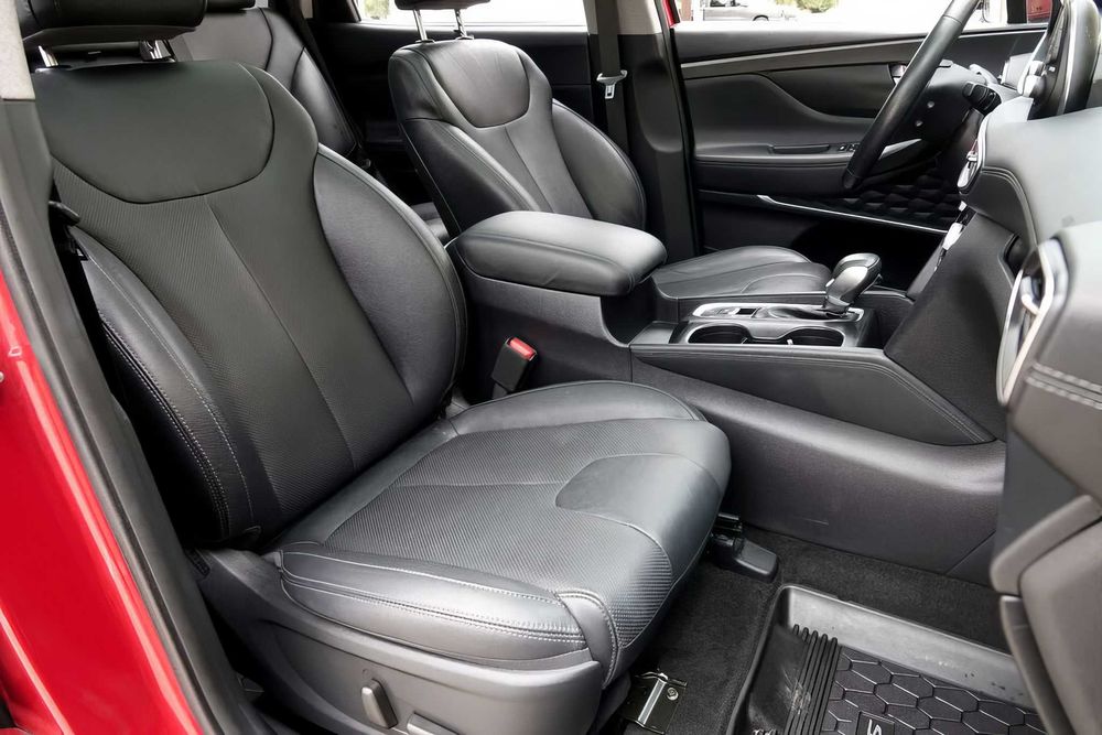 Hyundai Santa Fe      2020