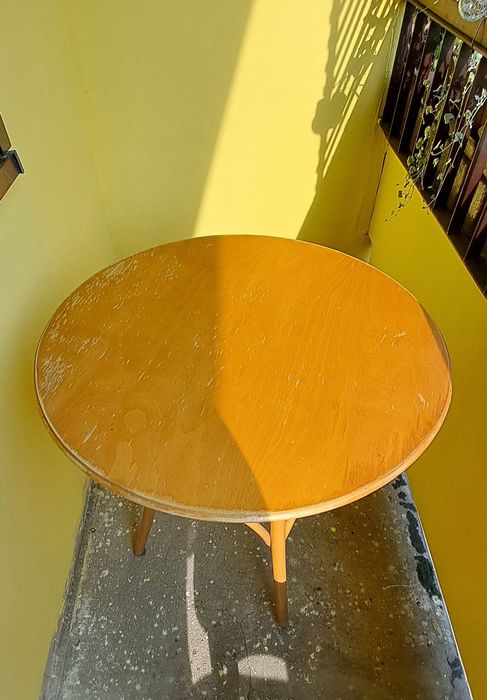 Stół retro PRL z litego drewna + 2 krzesła do renowacji