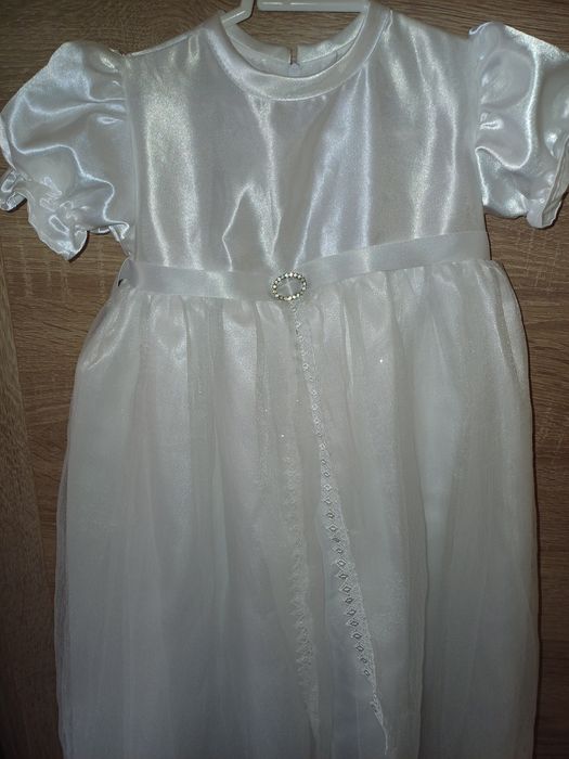 Przepiękna biała długa sukienka chrzest