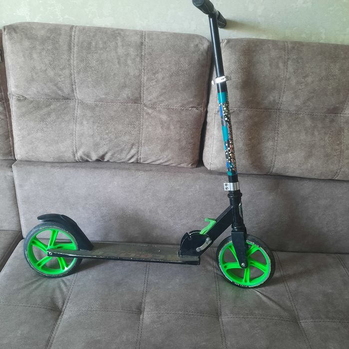 Самокат двоколісний