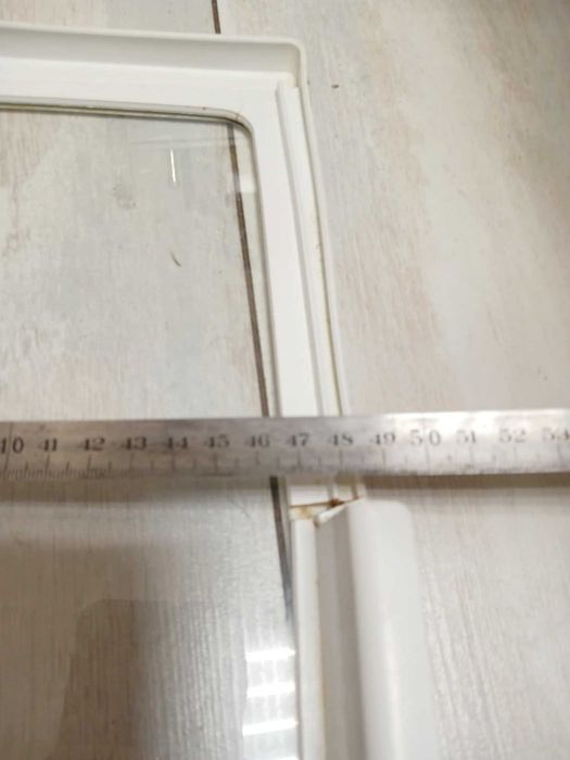 Две полочки от холодильника Вирпул