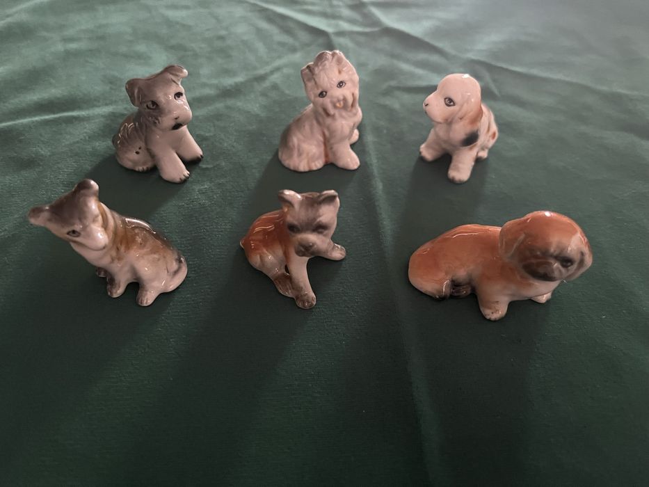 Figurka, pies, pieski, porcelana, PRL