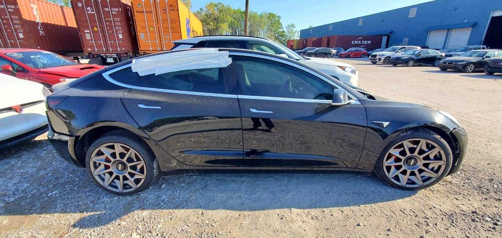 продам Tesla 3 Longe Range 2018