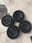 Стальные диски  R14 5x100 в хорошем состоянии