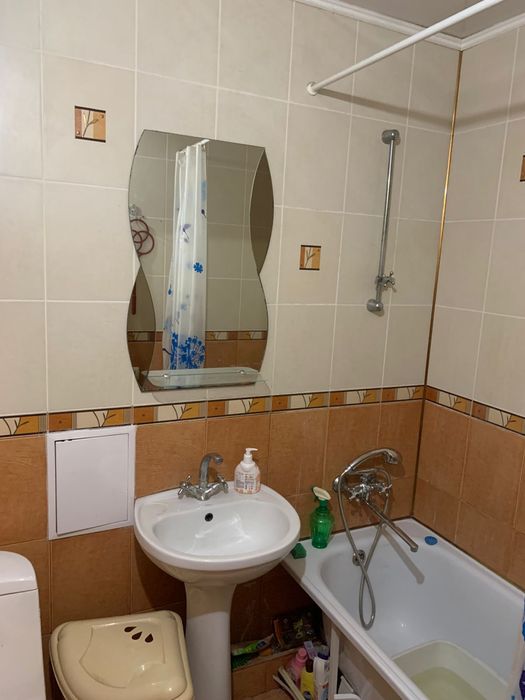 Продам 1 кімнатну в центрі Ріхтера