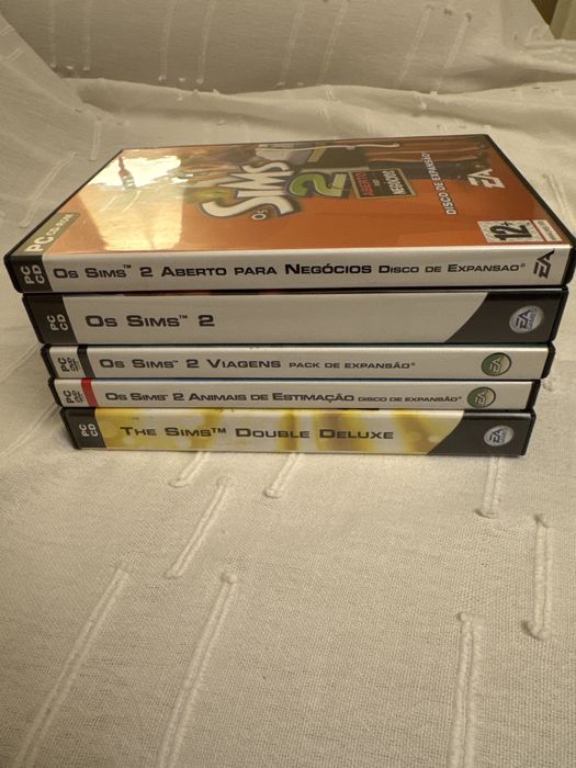 Os sims e expansoes