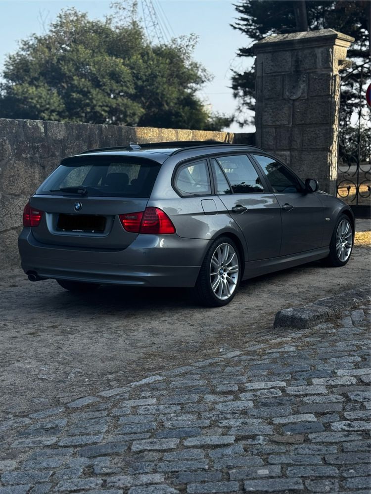 BMW 320d Touring 184CV