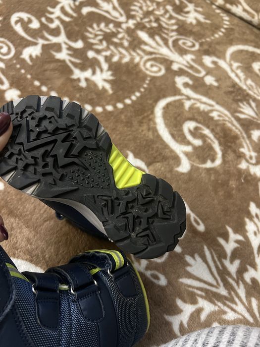 Продам зимові теплющі черевеки фірми Reima Lassie