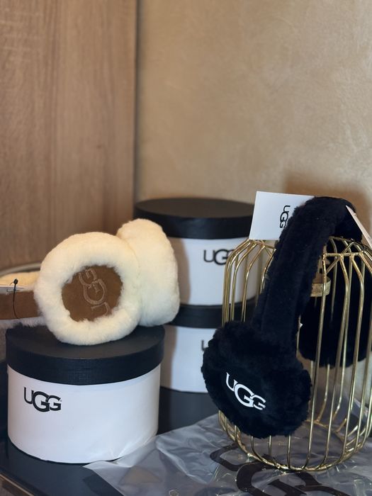 Навушники з овчини Ugg без коробки . Зіп пакет тренд 2025