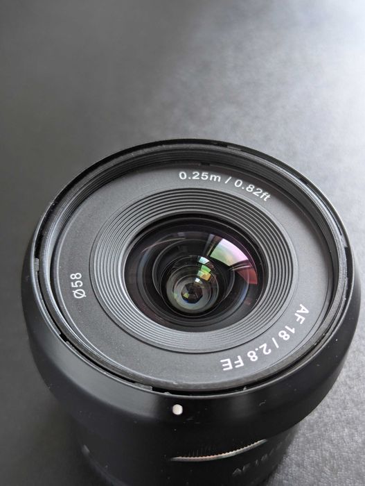 Ширококутний об'єктив для Sony Samyang (Rokinon) Af 18mm F 2.8 Fe