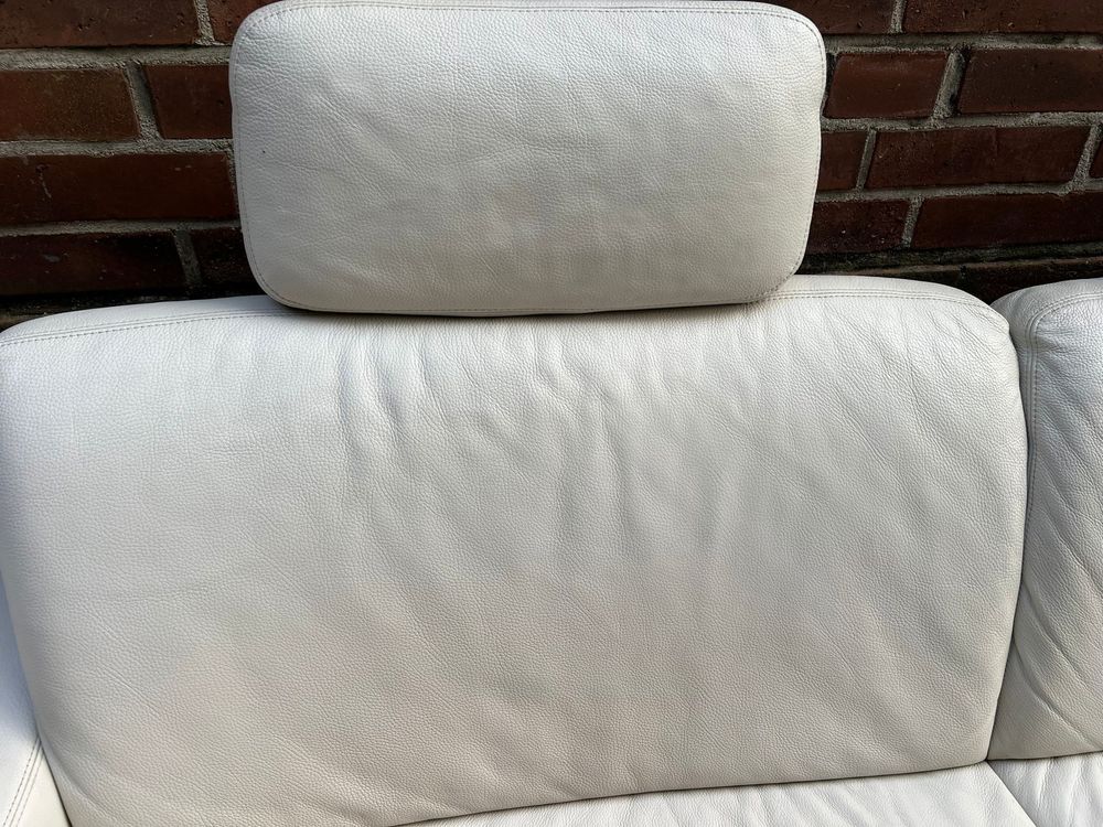 Komplet wypoczynkowy 2 kanapy 2 osobowe skóra 100% białe ecru sofa