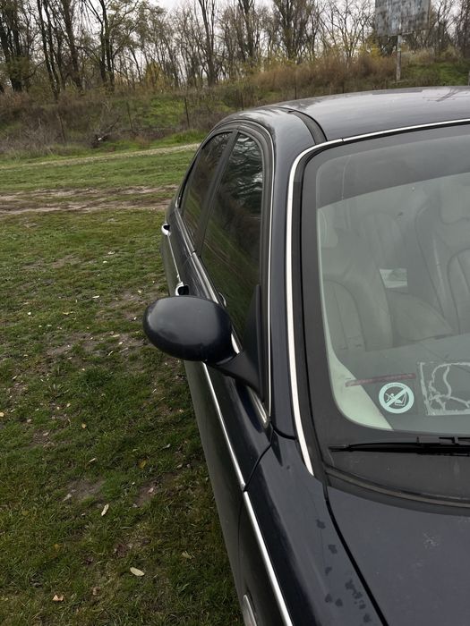 В продаже автомобиль Rover