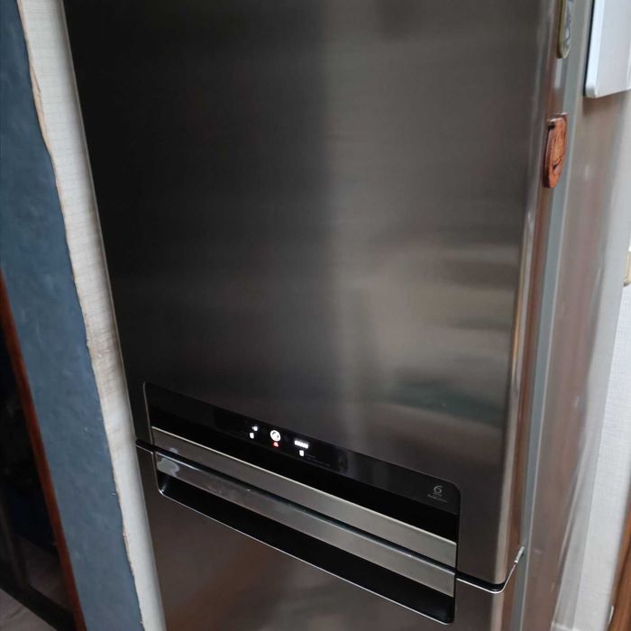 Холодильник Whirlpool WBA4398 NFC IX