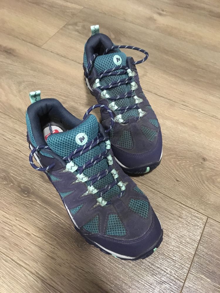 Крлсівки Merrell