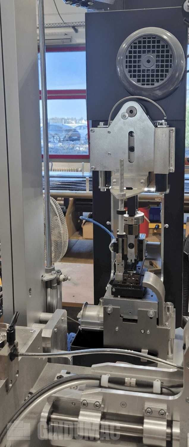 Schleuniger CrimpCenter 64 - automatyczna linia do kabli 2022