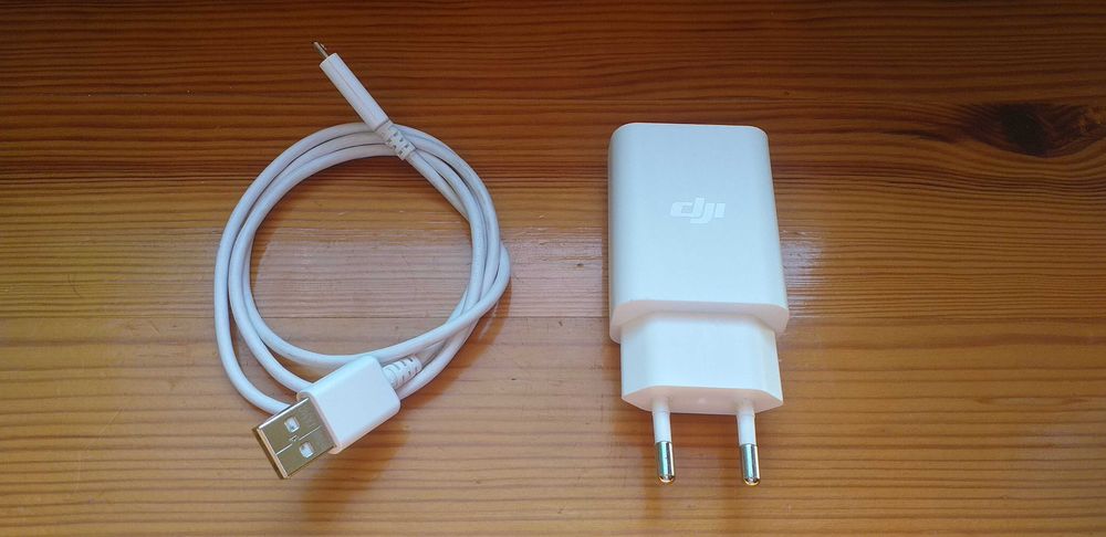 Ładowarka do dronów DJI  QC18-EU +kabel
