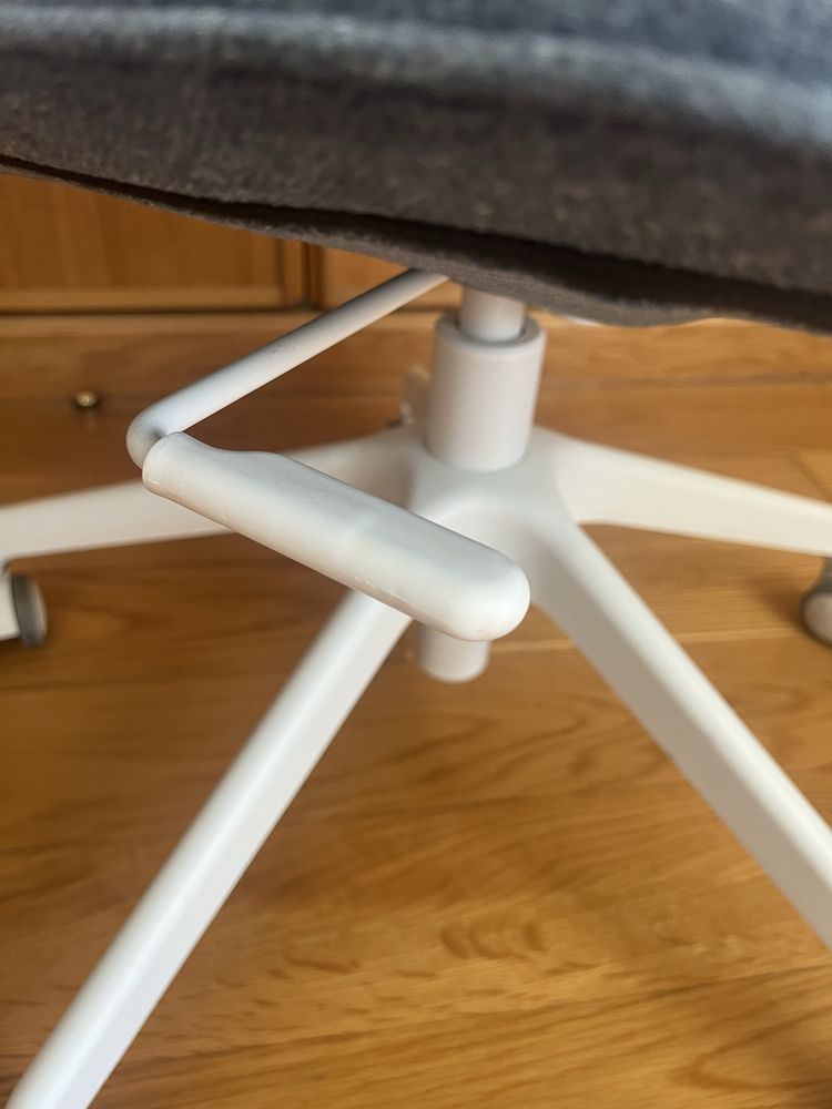 Cadeira de escritorio IKEA
