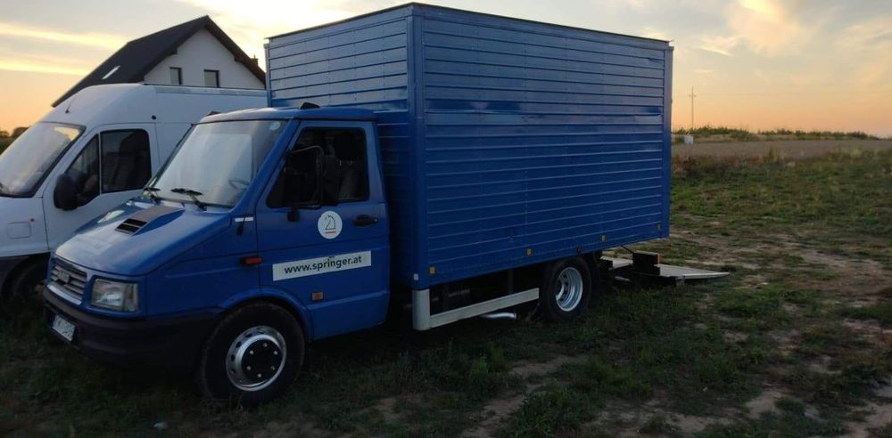 Wypożyczalnia kiper kontener winda wywrotka tani wynajem kat.B bus