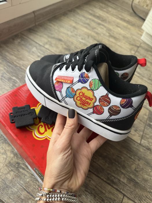 Стильні кеди/роліки Heelys