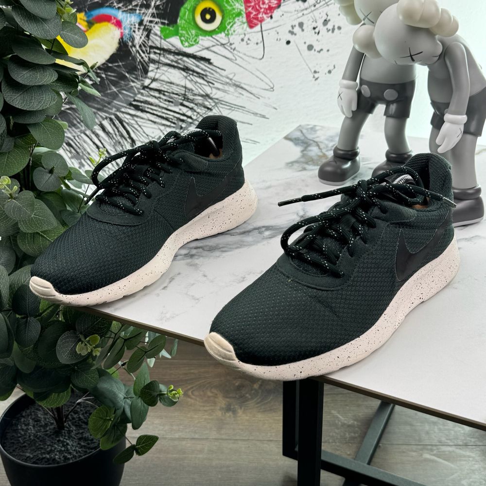 Кросівки Nike Tanjun 43 розмір 809