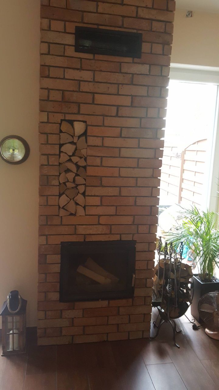 Cegla cięta  rozbiorkowa,plytki z cegly srodek  34zł pół metra