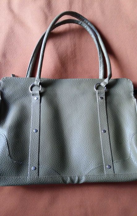 Torba.Torebka gładka oliwkowa.