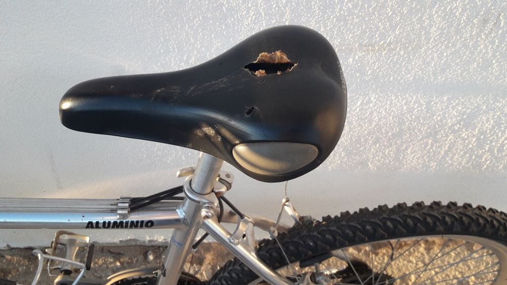 Bicicleta Shimano - toda em alumínio