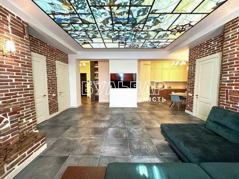 Продам 3 к.кв Центр Новострой, ЖК Дом на набережной, пер Банный, 1