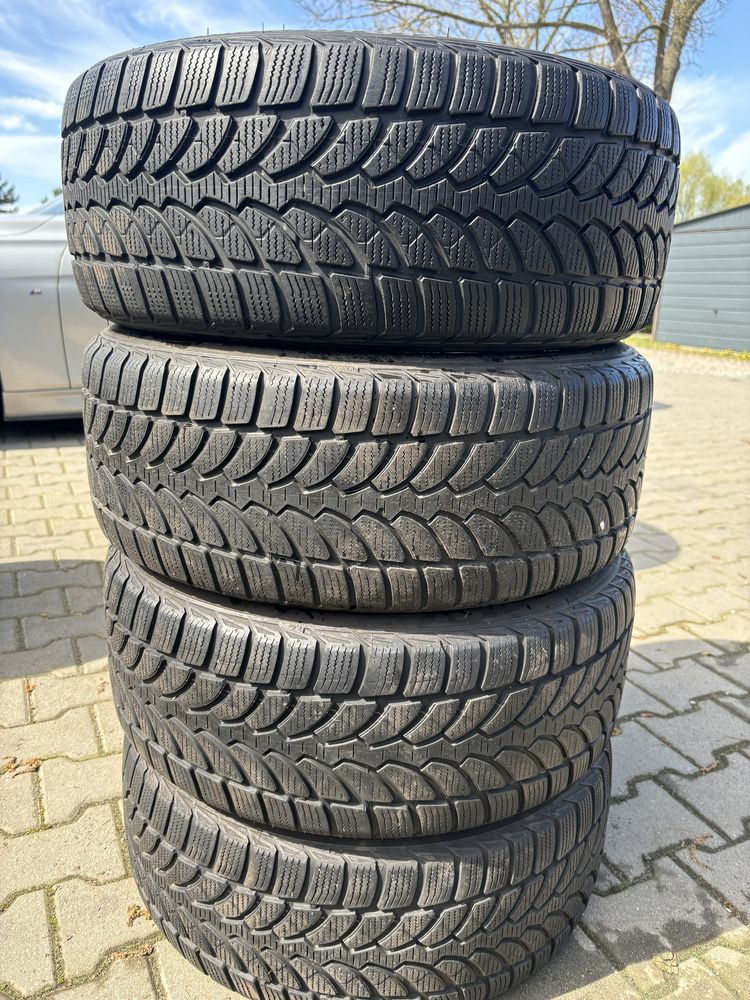 Komplet opon zimowych 225/50 R17 Bridgestone RunFlat