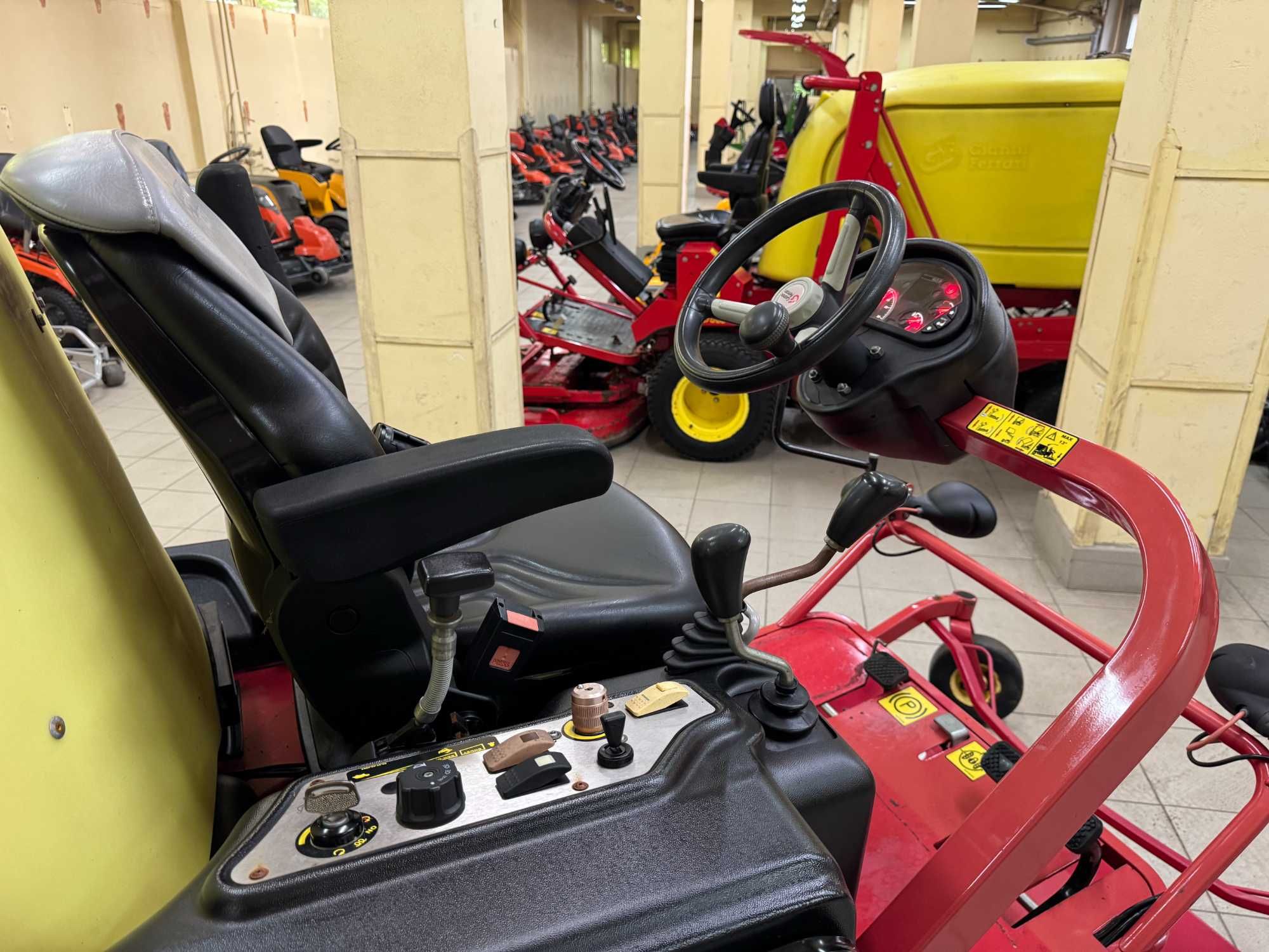 Traktorek kosiarka Gianni Ferrari T1 Kubota/Iseki/John Deere FV 23%