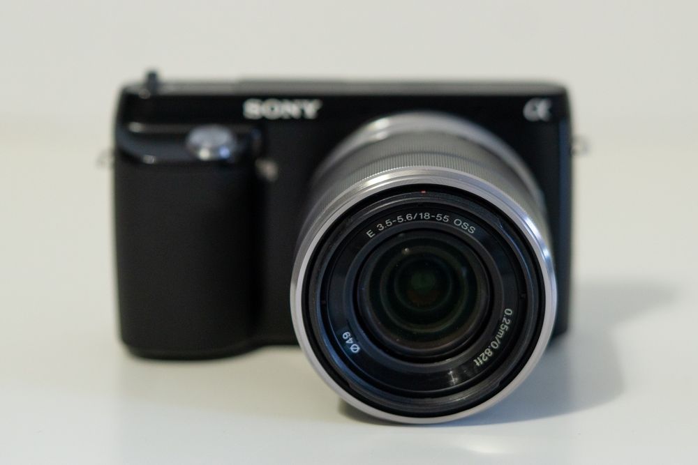 Câmera Mirrorless Sony Nex F3 ou Nex-F3 16 MP