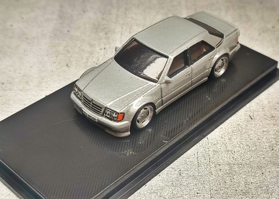 Model Mercedes 500E W124 Hot Wheels