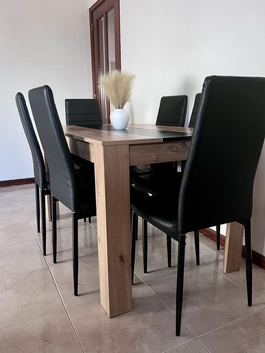 Conjunto Mesa de Jantar Moderna + 6 Cadeiras