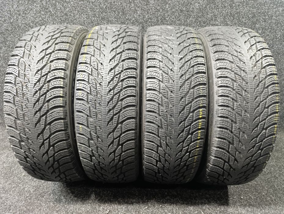 Шини 215/70R16 Nokian