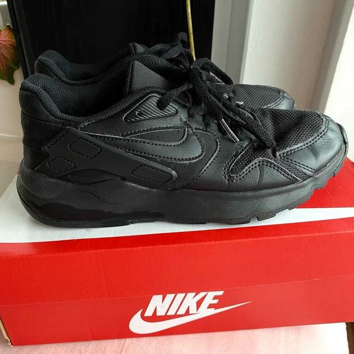 Buty sneakersy Nike Huarache 38