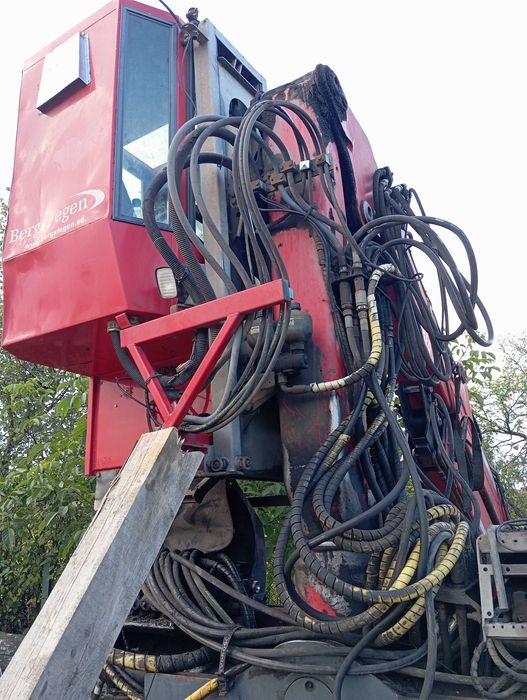 HDS żuraw do drewna  JONSERD 1080 joystick