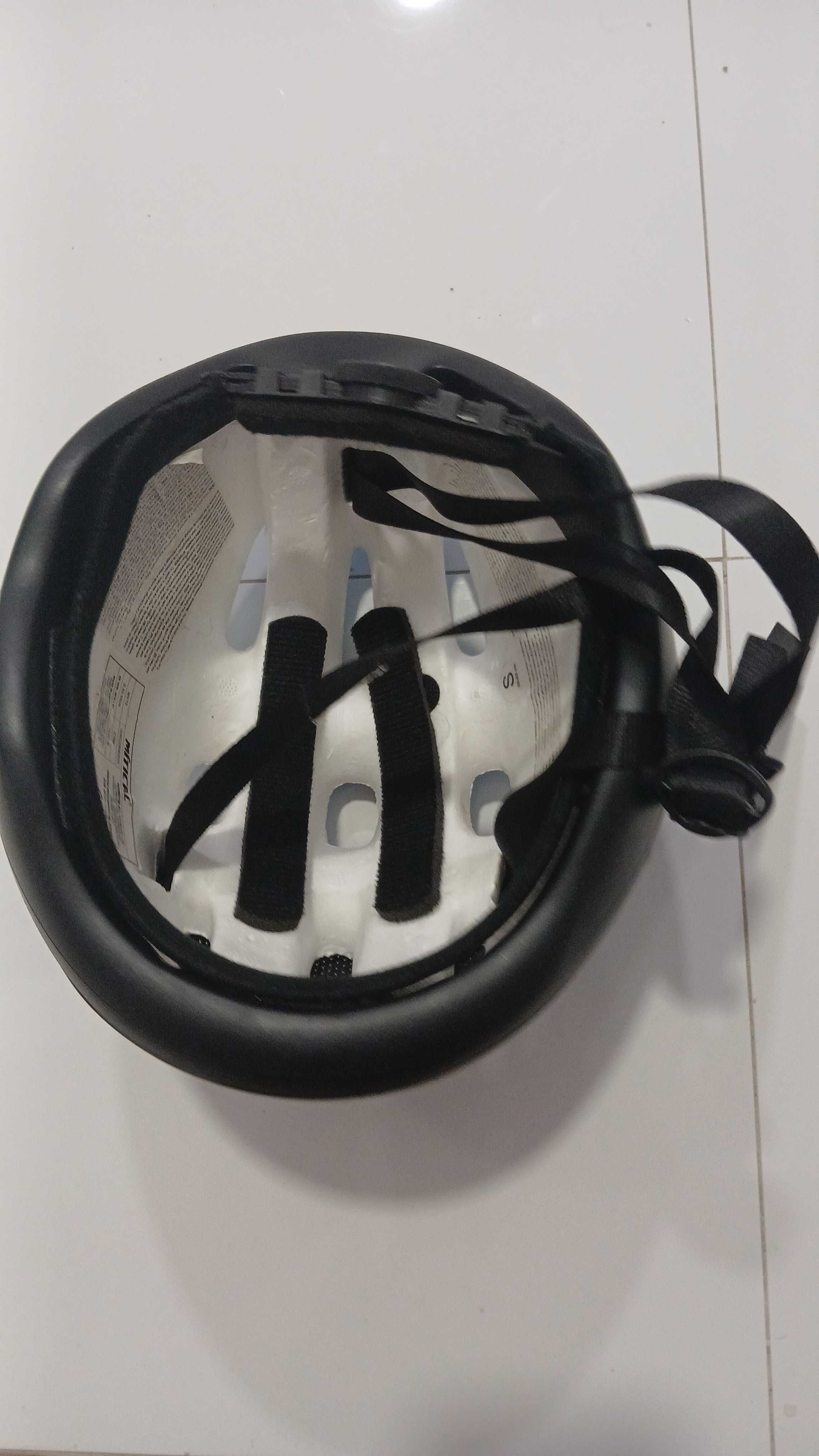 Bicicleta criança como nova Spiderman e capacete S