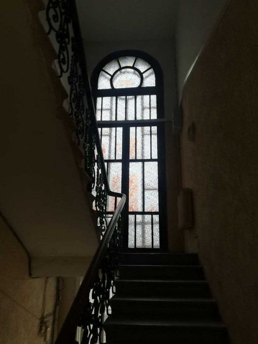 Продаж 2-к квартири 138,8 м2 Київ, вул.В. Васильківська 18  280000$