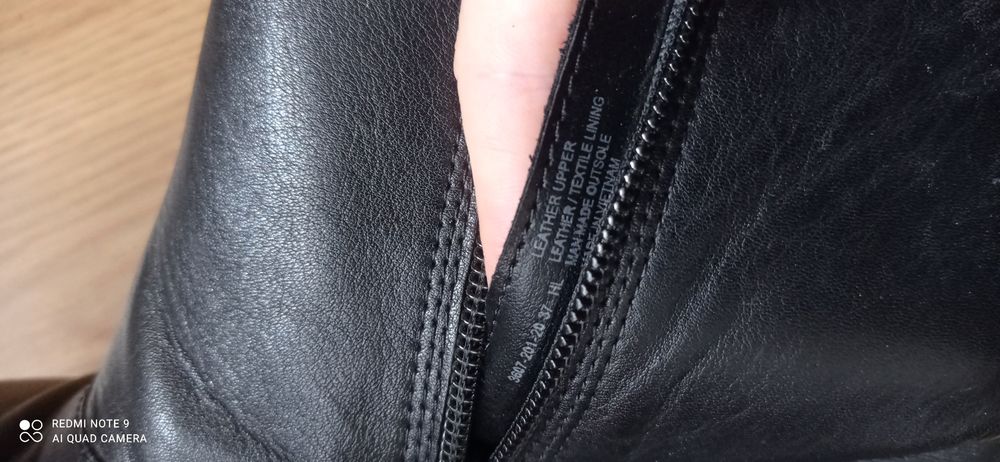 Vagabond кожаные ботильоны 37 р